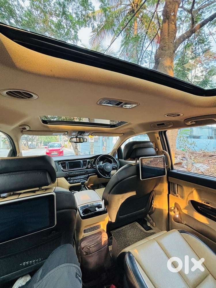 Kia Carnival 2020 Diesel Well Maintained