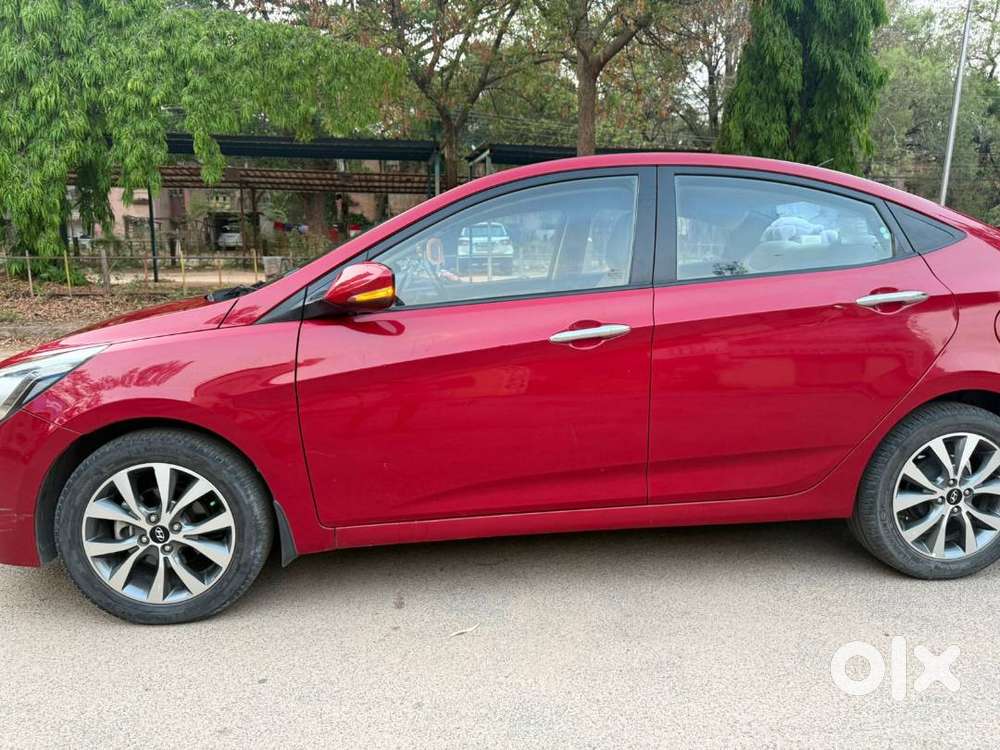 Hyundai Fluidic Verna 2015 Petrol 69000 Km Driven