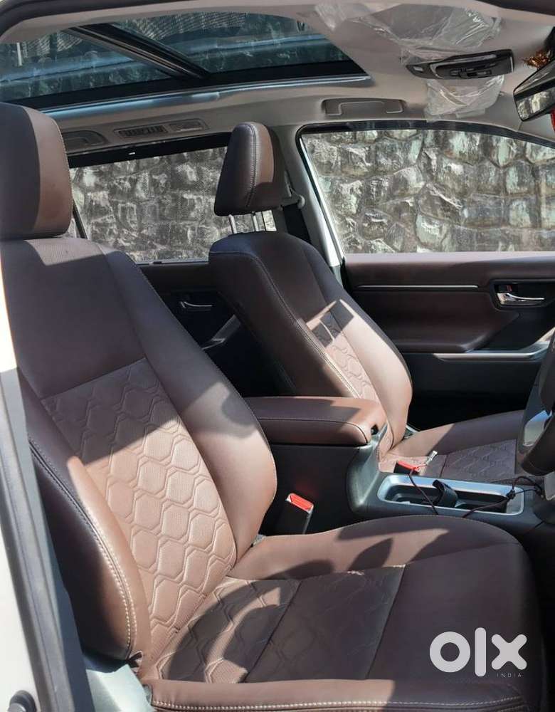 Toyota Innova Hycross 2.0 Zx (o) Hybrid 7 Str, 2024, Petrol