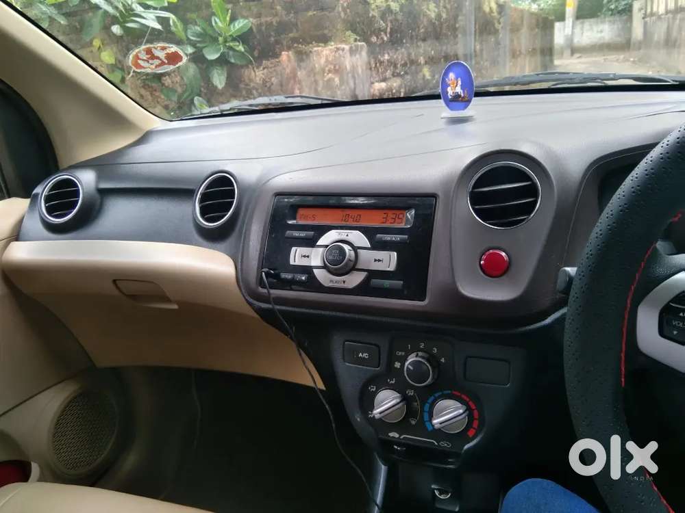 Honda Brio 2013 Petrol Well Maintained