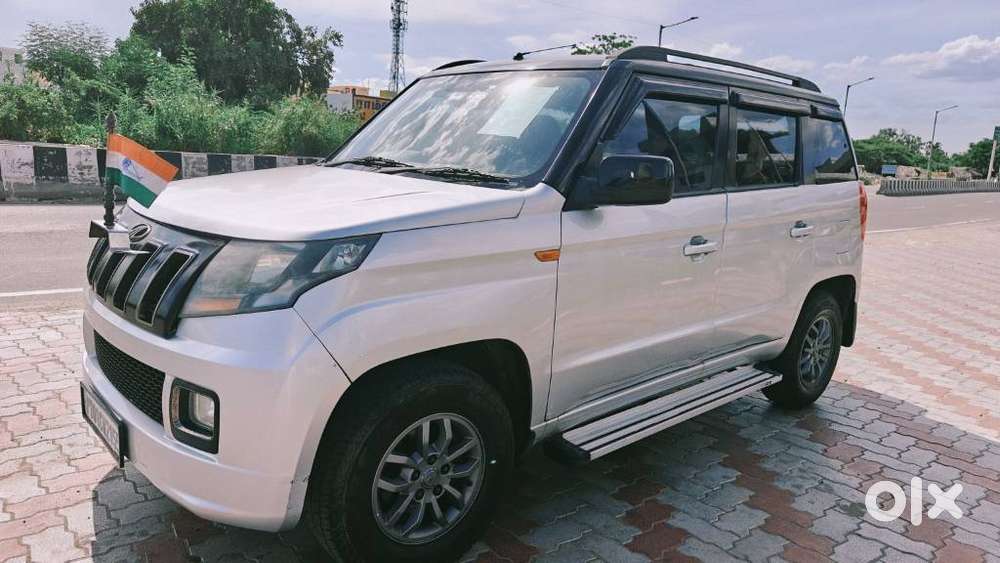 Mahindra Tuv 300 T10, 2020, Diesel