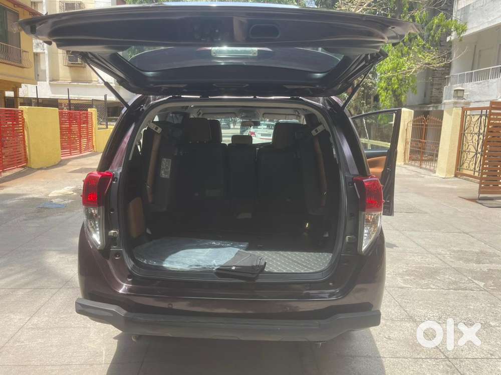 Toyota Innova Crysta 2.8z Automatic, 2018, Diesel