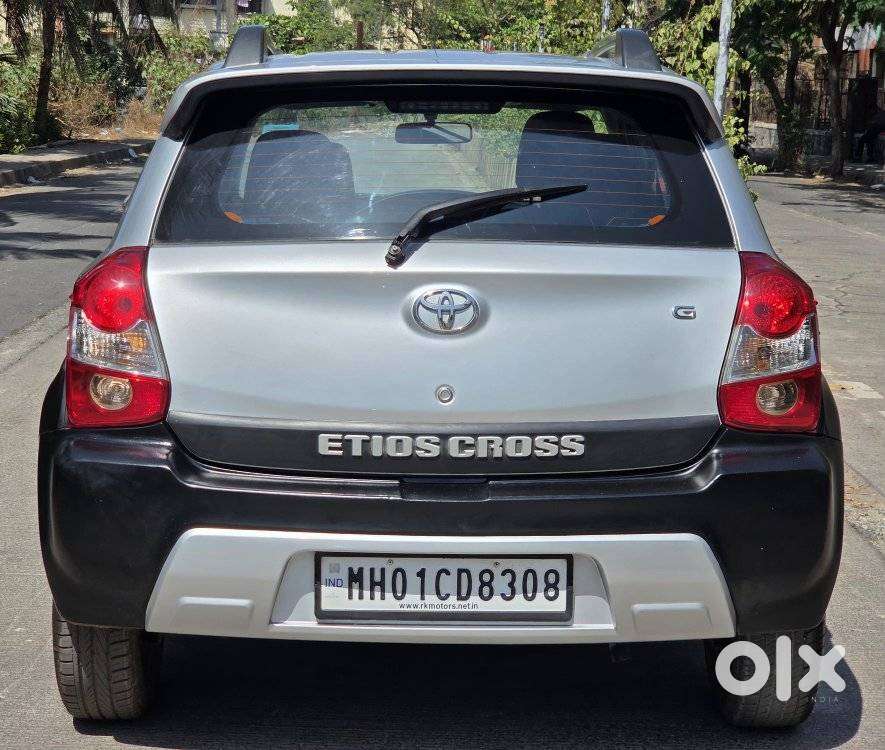 Toyota Etios Cross 1.2l G, 2016, Petrol