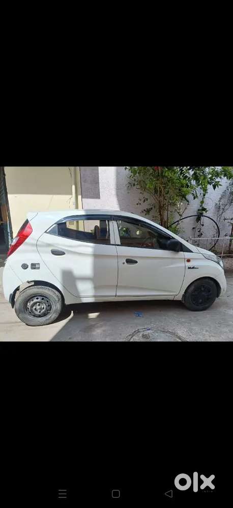 Hyundai Eon 2012 Lpg 90000 Km Driven