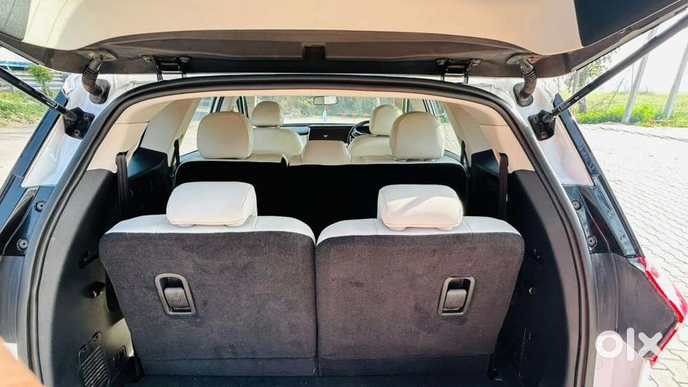 Xuv700 New Condition 2 Key 2023/2024