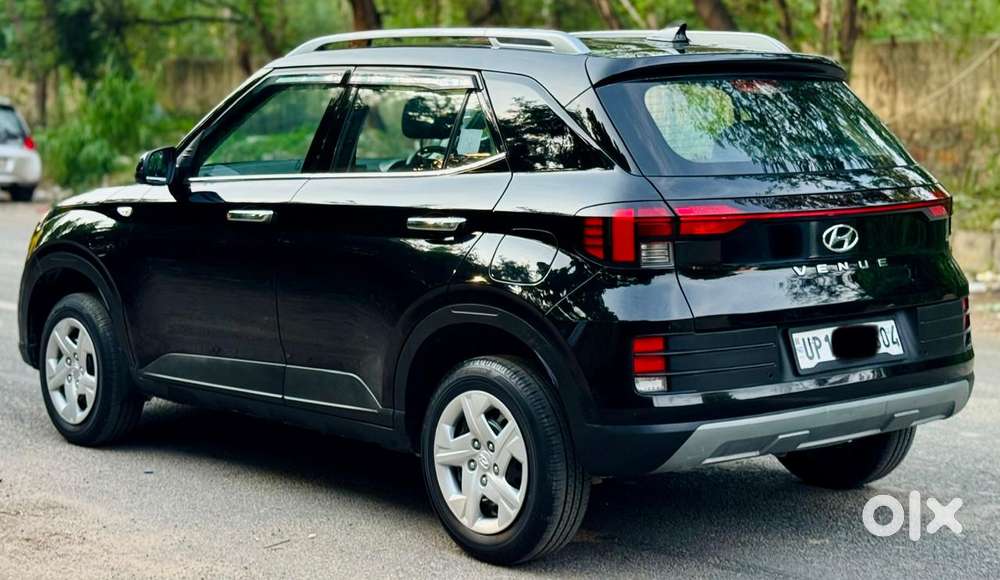Hyundai Venue S, 2022, Petrol