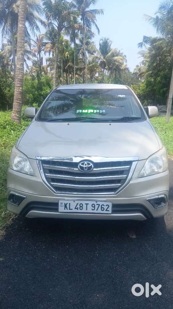 Toyota Innova 2013