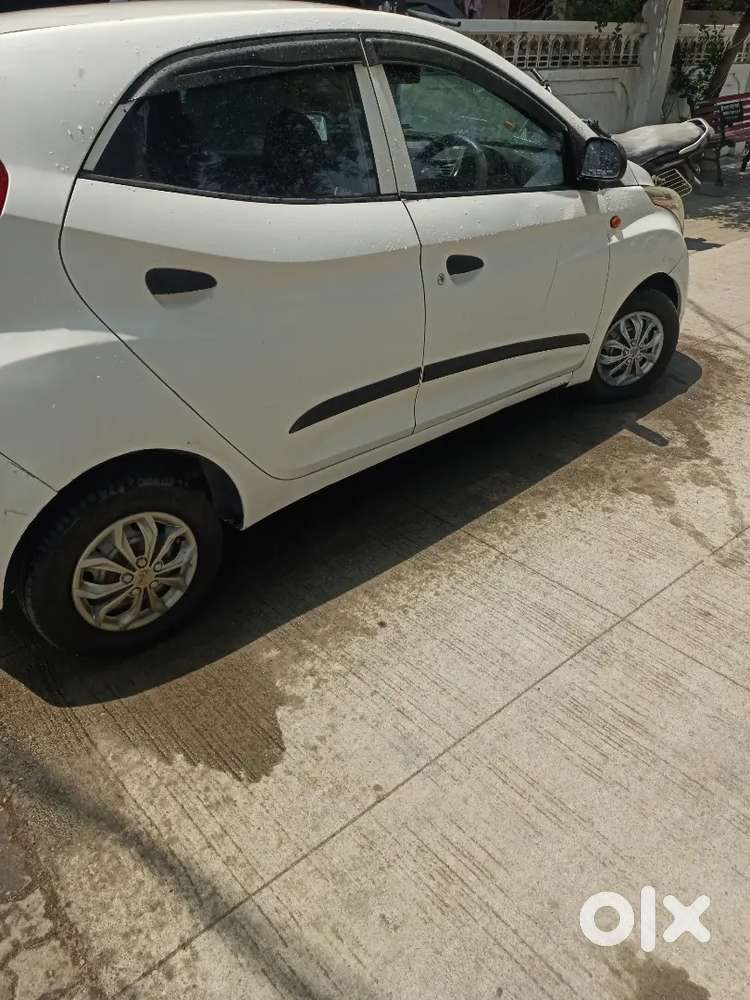 Hyundai Eon 2012 Petrol Well Maintained