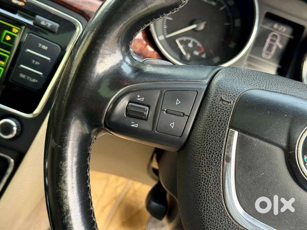 Skoda Superb 1.8 Elegance Tsi At, 2011, Petrol