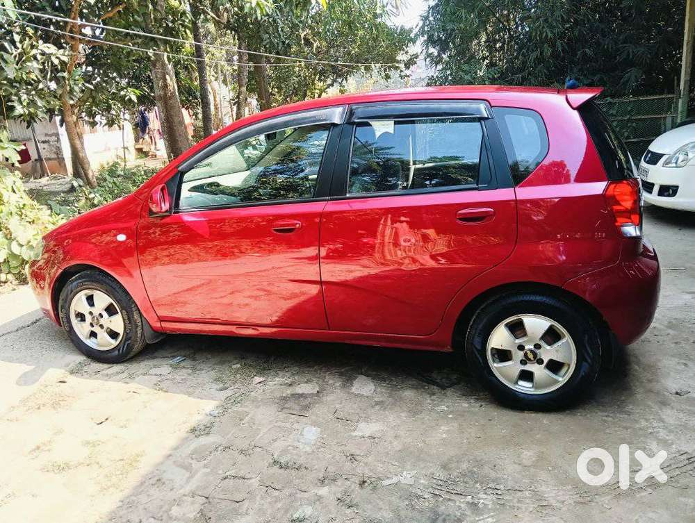 Chevrolet Aveo U-va, 2011, Petrol