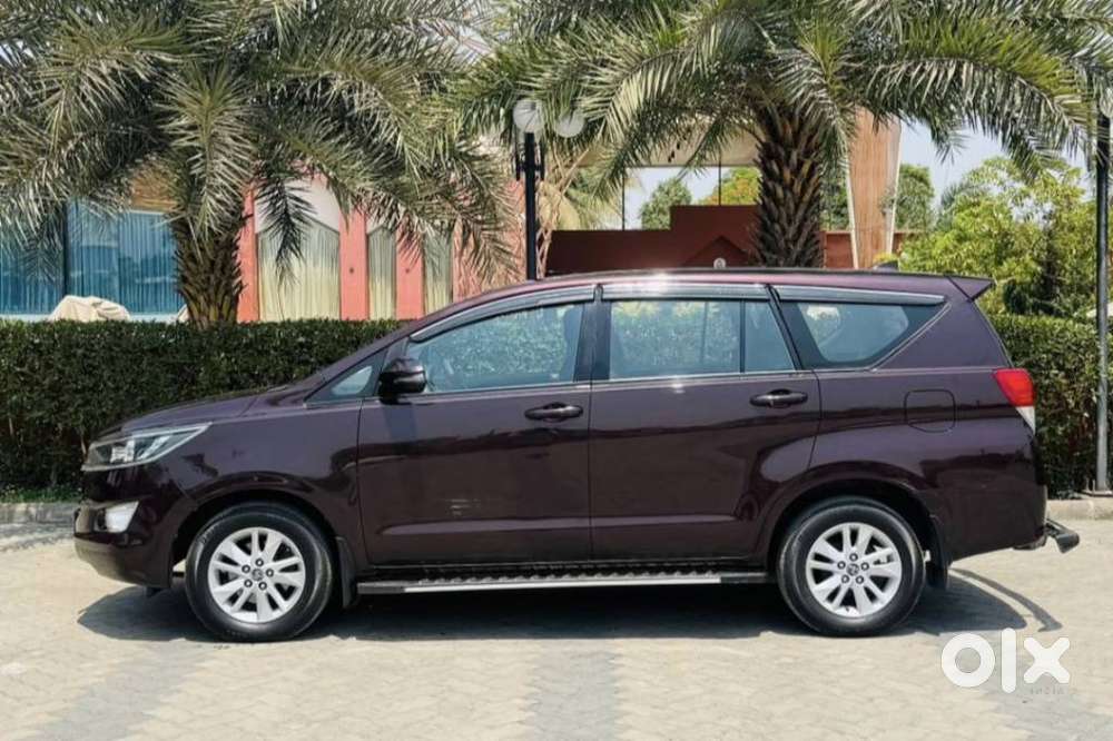 Toyota Innova Crysta 2.4 G Mt 8s, 2019, Diesel