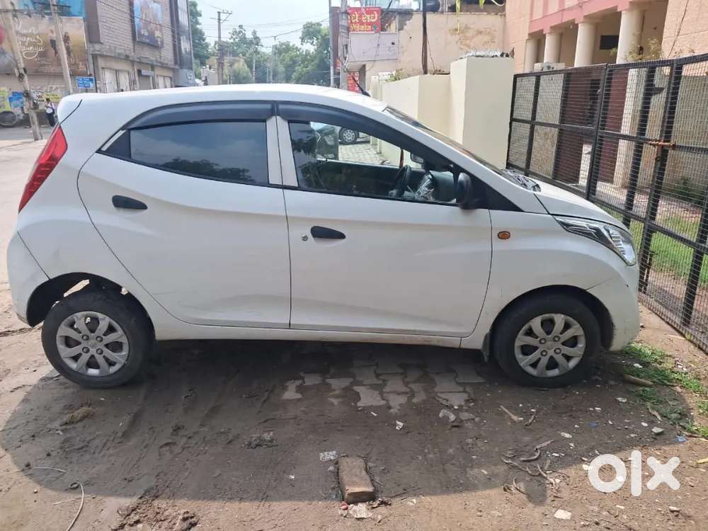 Hyundai Eon Magna + 2015