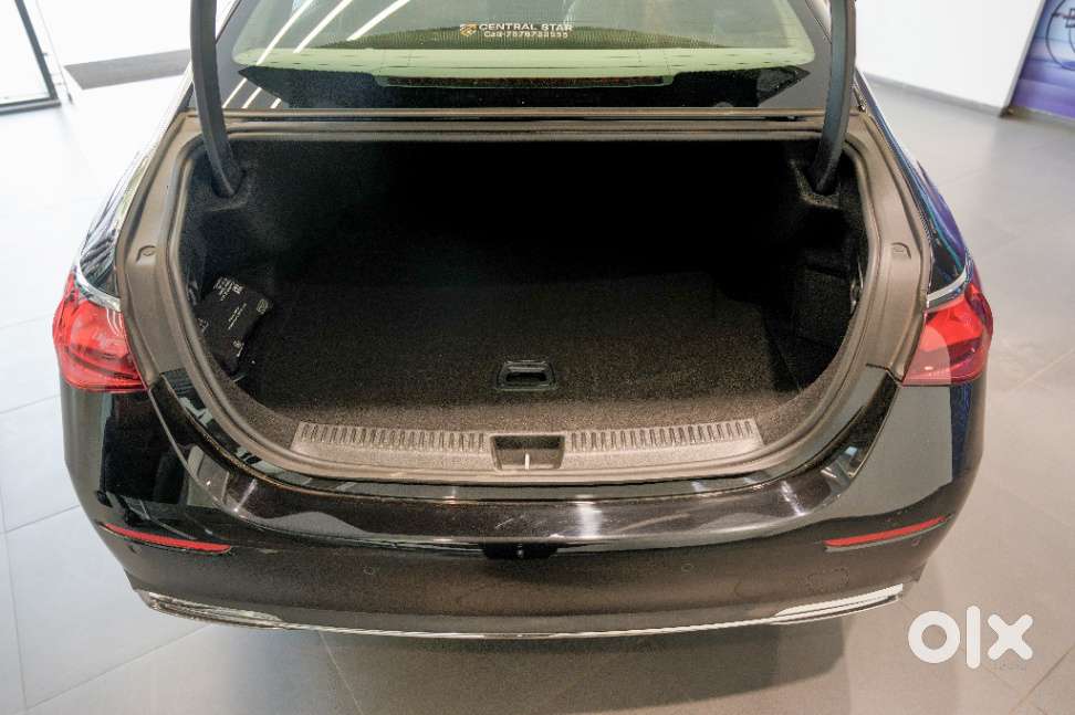 Mercedes-benz E-class E200 Lwb, 2025, Petrol