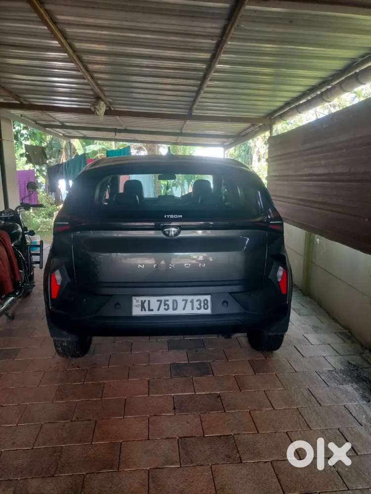 Tata Nexon Smart+pmt 2024