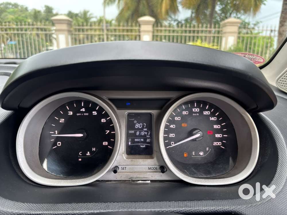 Tata Tiago Xz, 2016, Petrol