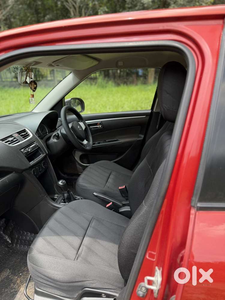 Maruti Suzuki Swift Vxi Glory Limited Edition, 2011, Petrol