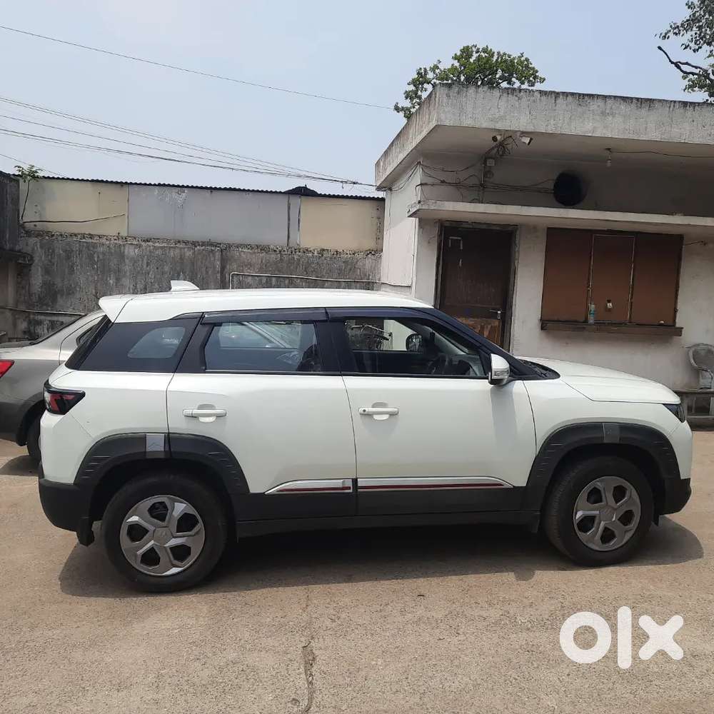 Maruti Suzuki Brezza 2025 Petrol 3845 Km Driven