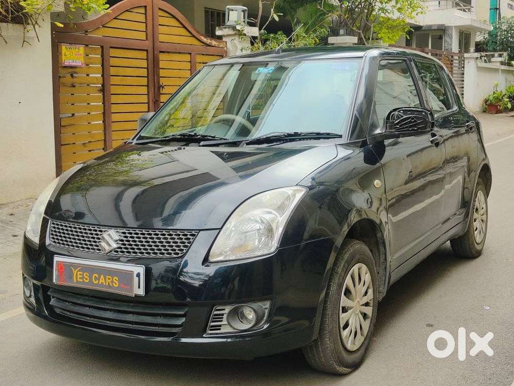 Maruti Suzuki Swift Vxi 1.2 Abs Bs-iv, 2011, Petrol