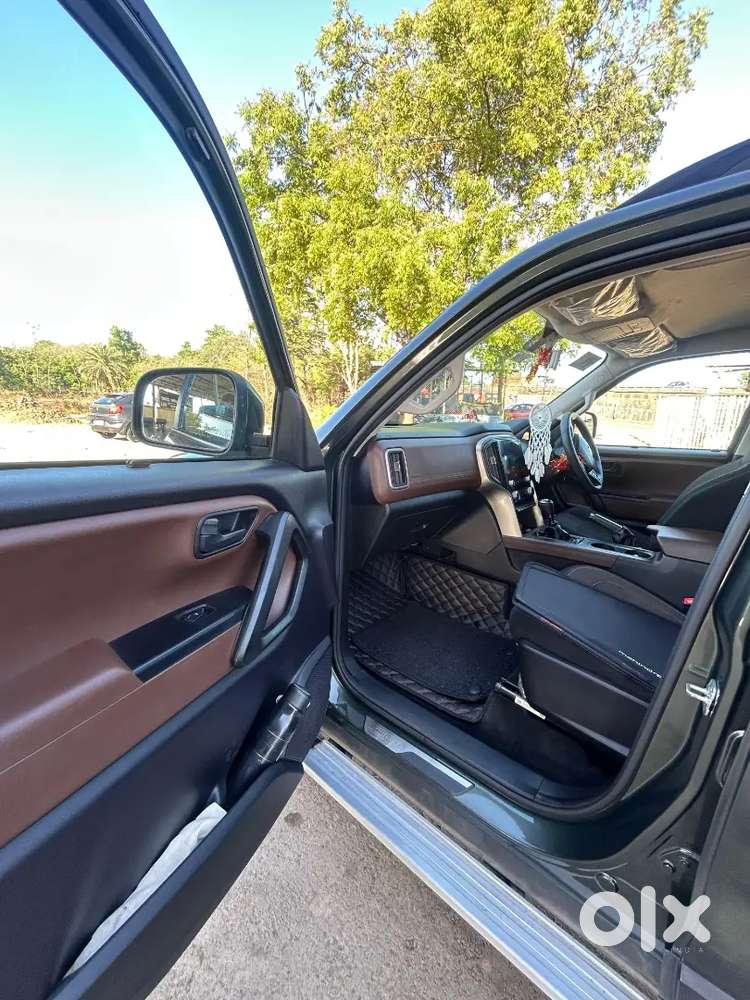 Full Show Room Condition .
New Tyre & Insurances Running
Single Use.