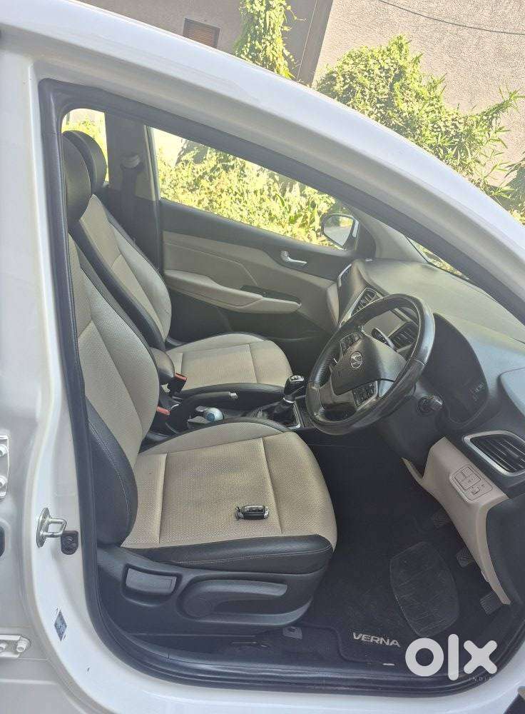 Hyundai Verna 1.6 Sx (o) Vtvt, 2019, Petrol