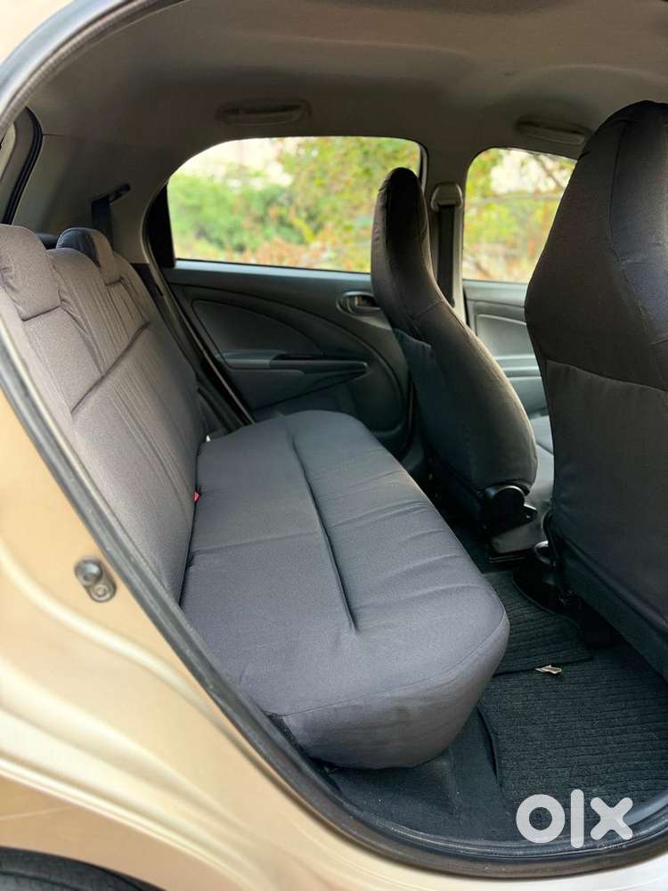 Toyota Etios Liva 2011-2012 G, 2012, Petrol