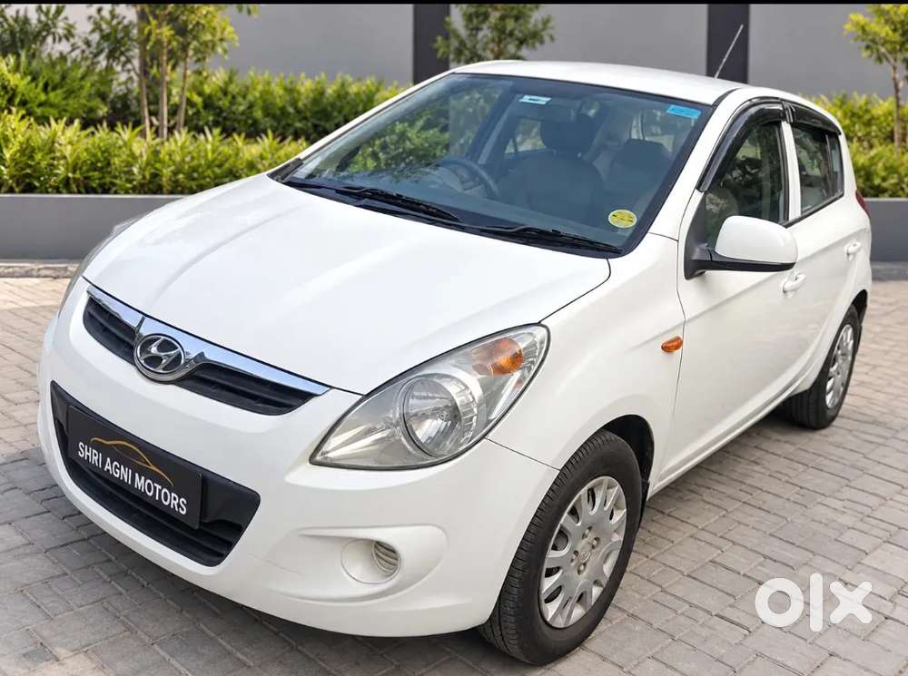 Hyundai I20 Magna, 2010, Petrol