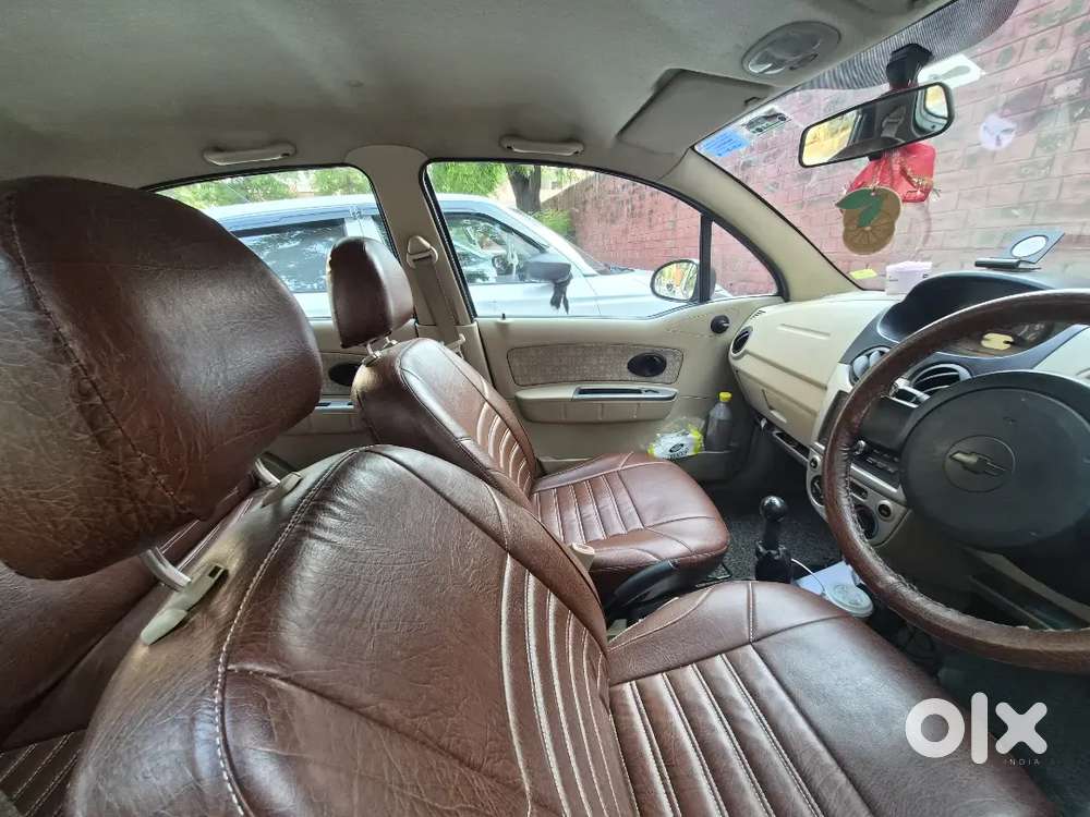 Chevrolet Spark 2011 Petrol Well Maintained