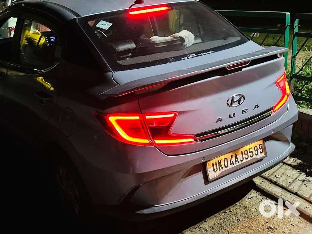 Hyundai Aura 2022 Cng & Hybrids Well Maintained