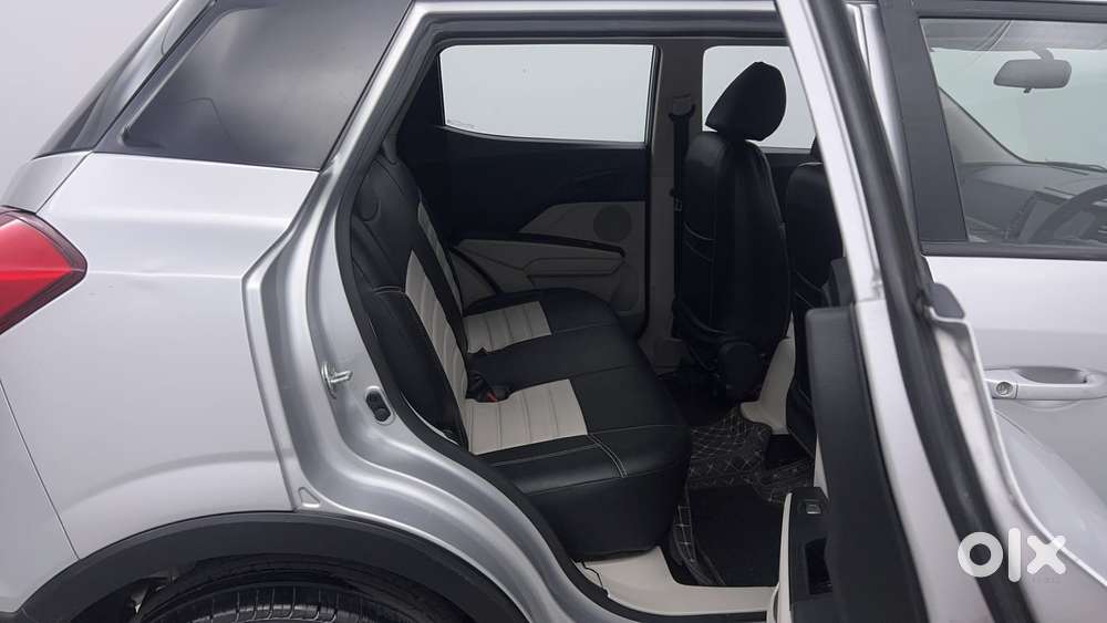 Mahindra Xuv300 W6, 2023, Petrol