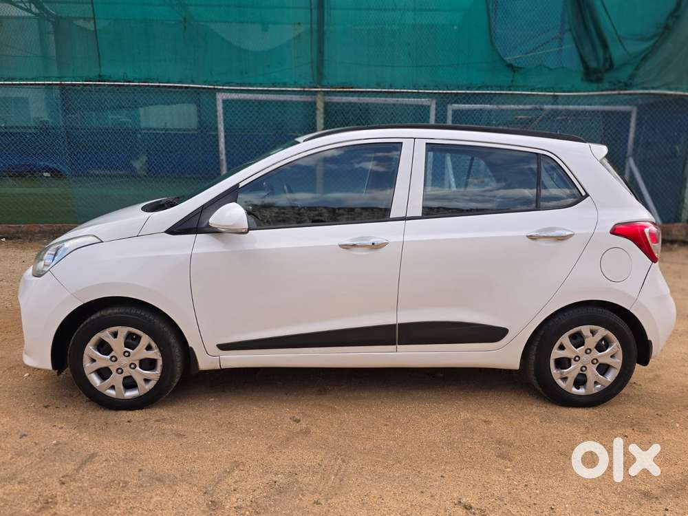 Hyundai Grand I10 Sportz, 2017, Cng & Hybrids