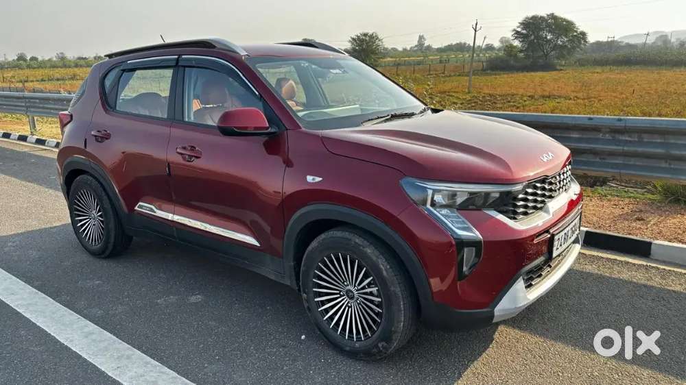 Kia Sonet Red 2024 Petrol Well Maintained With Bh Number Plate.