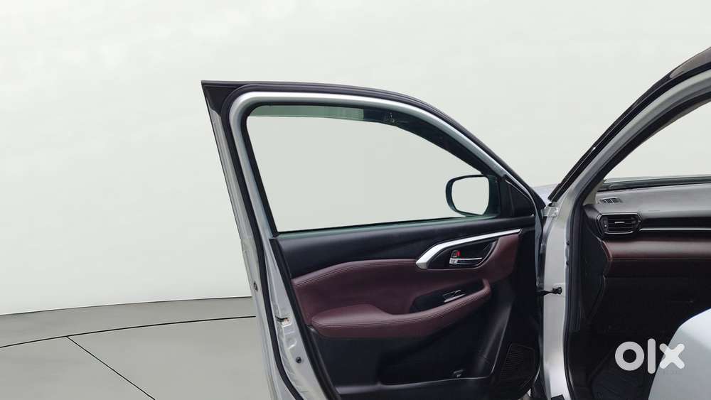Maruti Suzuki Grand Vitara 1.5 Alpha Smart Hybrid, 2024, Petrol
