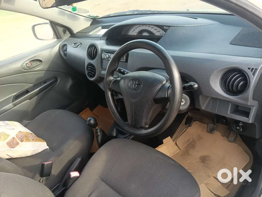 Toyota Etios Liva 2012 Petrol 73000 Km Driven