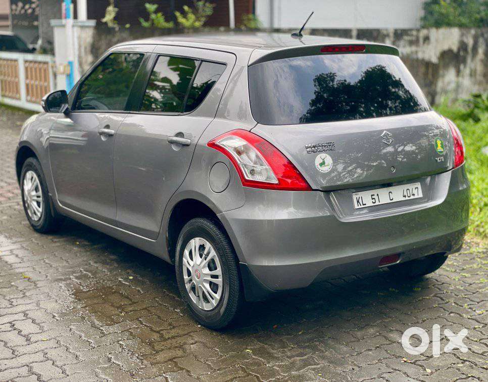 Maruti Suzuki Swift 1.2 Vxi (o), 2012, Petrol