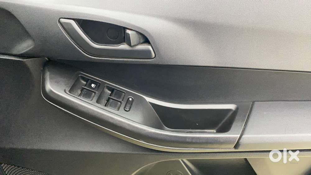 Tata Tiago Nrg 1.2 Xz Amt, 2022, Petrol