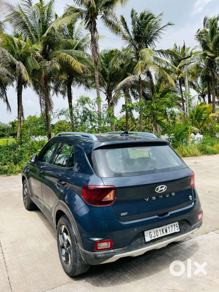Hyundai Venue 2019 Diesel 55000 Km Driven