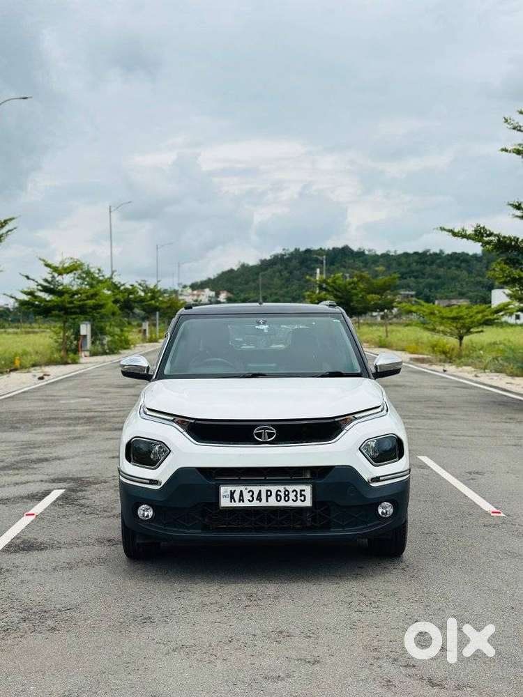Tata Punch, 2022, Petrol