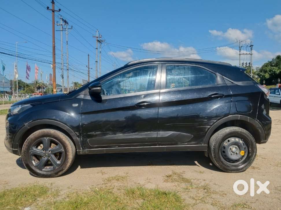 Tata Nexon 1.2 Revotron Xz Plus (s), 2023, Petrol