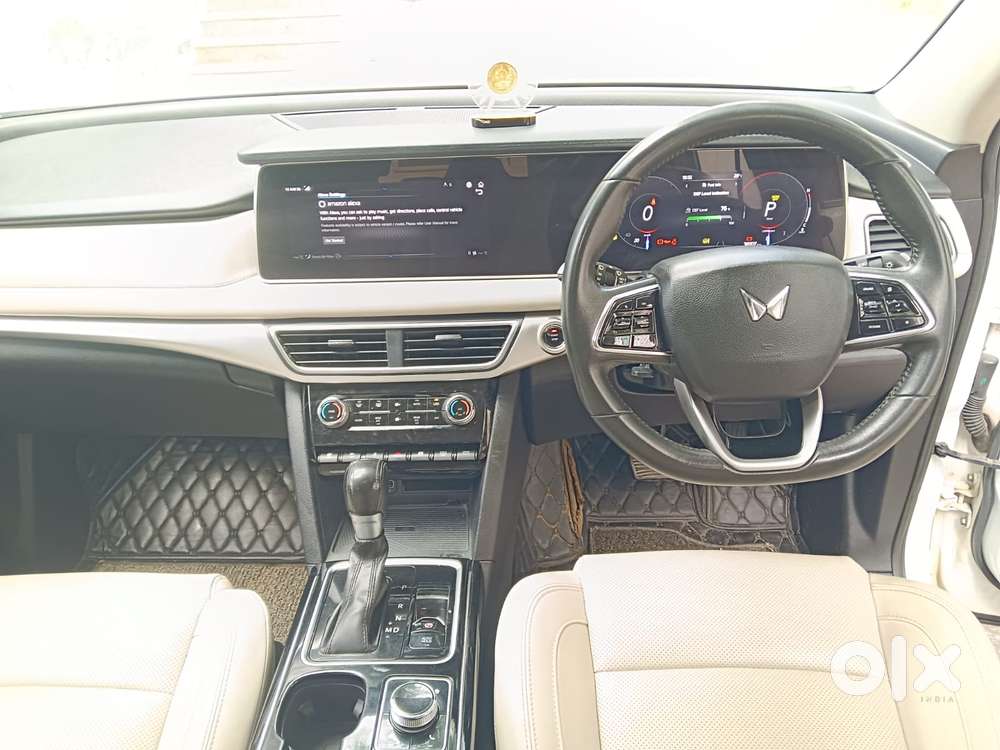 Mahindra Xuv700 2.2 Ax 7 Diesel Mt Luxury Pack Str, 2022, Diesel