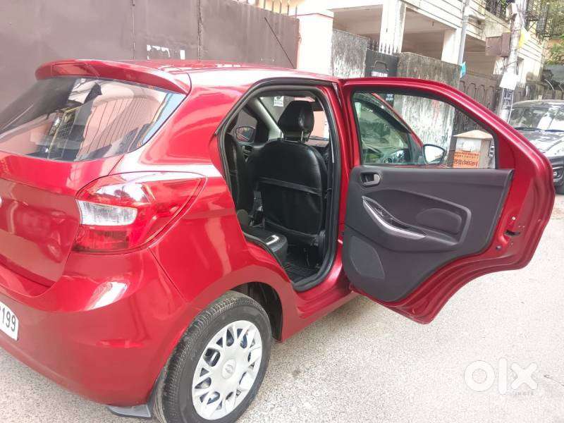 Ford Figo 1.2p Titanium Mt, 2015, Petrol