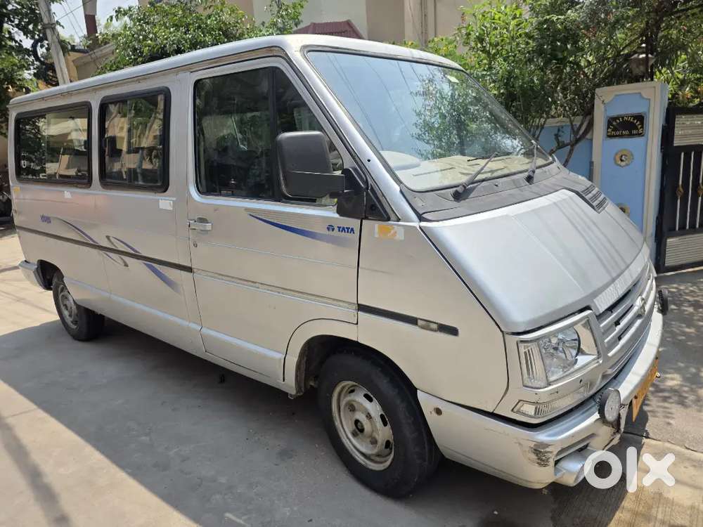 Tata Winger 13+1