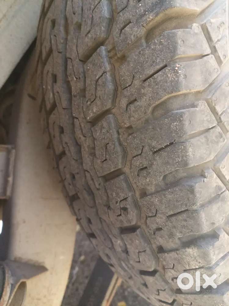 Bolero Top Model Zlx Crdi Engine With 15km Average In Excellent Condto