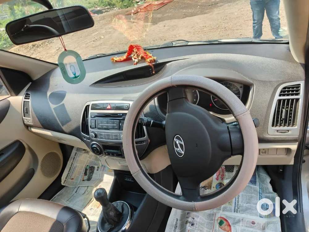 Hyundai I20 2012 Petrol 65000 Km Driven With Showroom Record