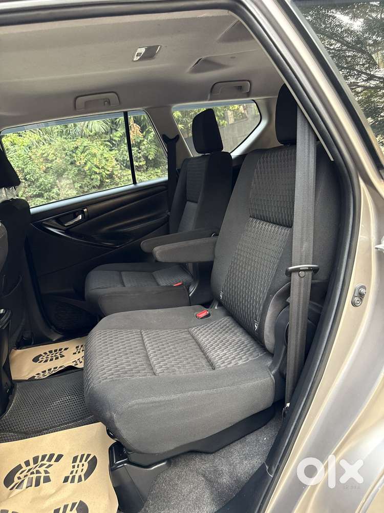 Toyota Innova Crysta 2.4 G Mt, 2016, Diesel