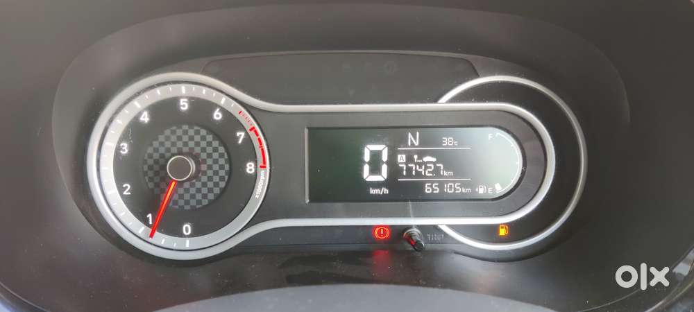 Hyundai Aura Sx Plus Automatic, 2022, Petrol