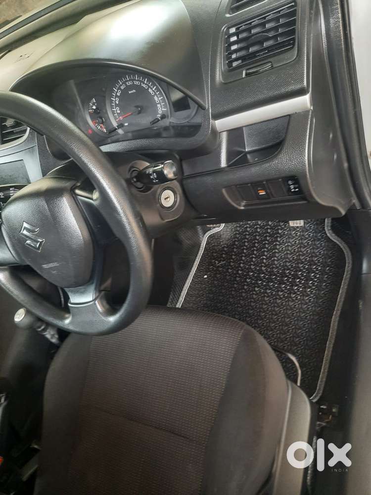 Maruti Suzuki Swift Lxi Optional-o, 2017, Petrol