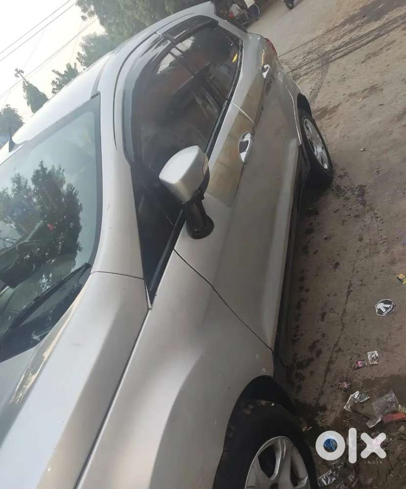 Ford Escort Sport E 2014