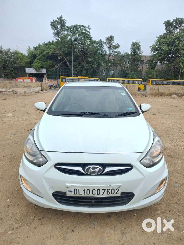 Hyundai Verna Vtvt 1.6 Sx, 2013, Petrol