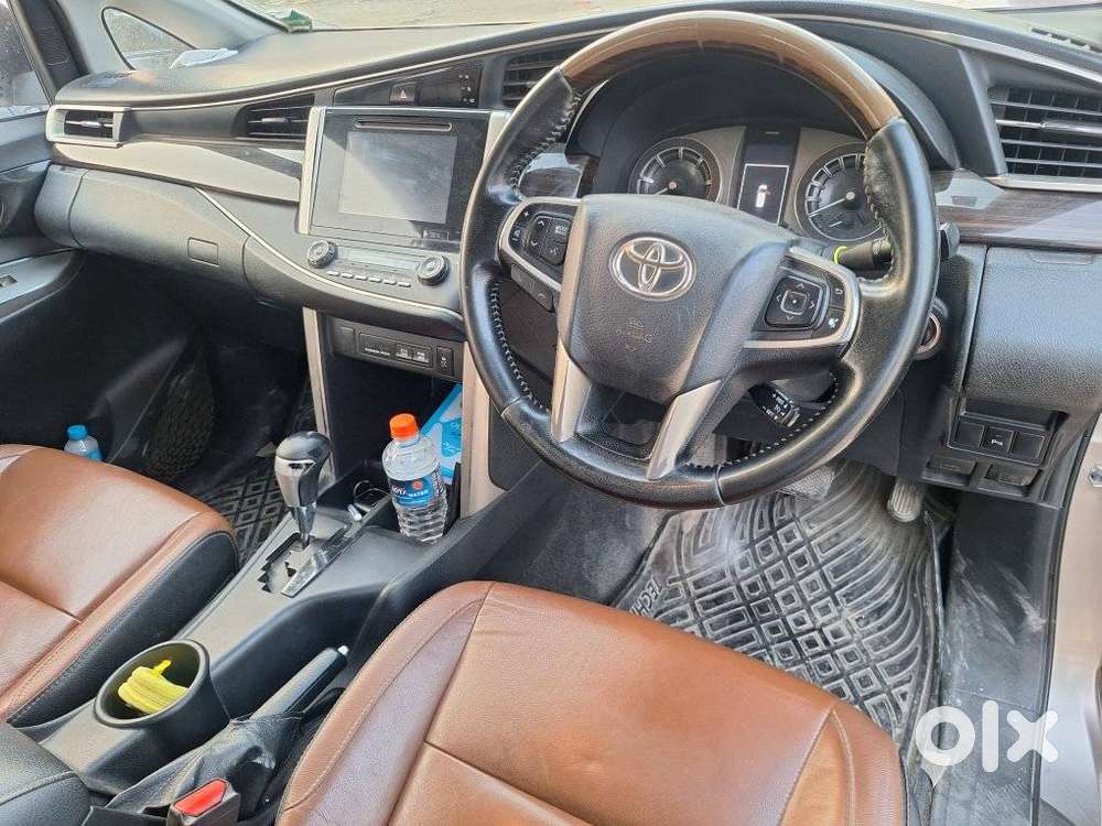 Toyota Innova Crysta 2.8 Zx At, 2016, Diesel