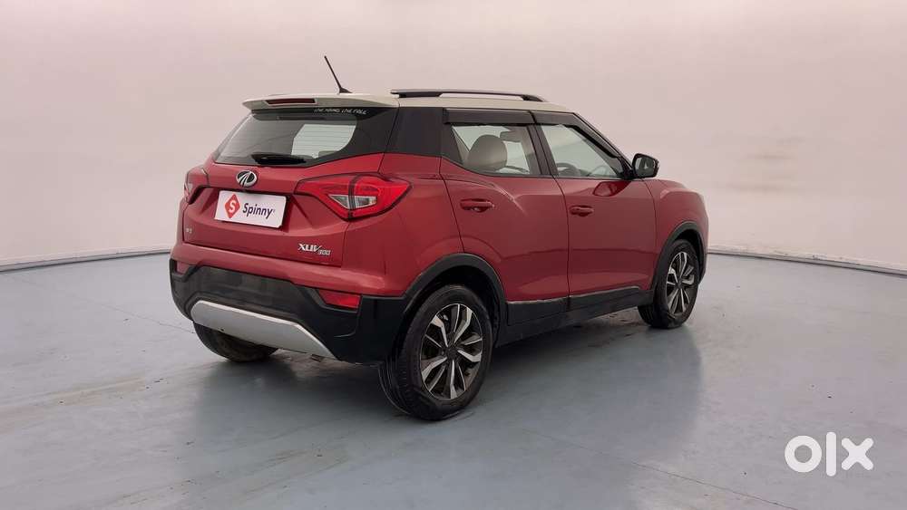 Mahindra Xuv300 W8 (o) 1.5 Diesel Amt Dual Tone, 2019, Diesel